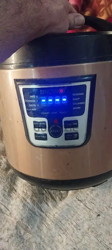 Multi-function and multi-program electric pan in very good condition65604257560321120