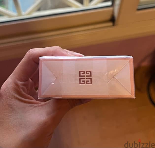 Givenchy Irresistible Perfume Original Sealed 80ML 2