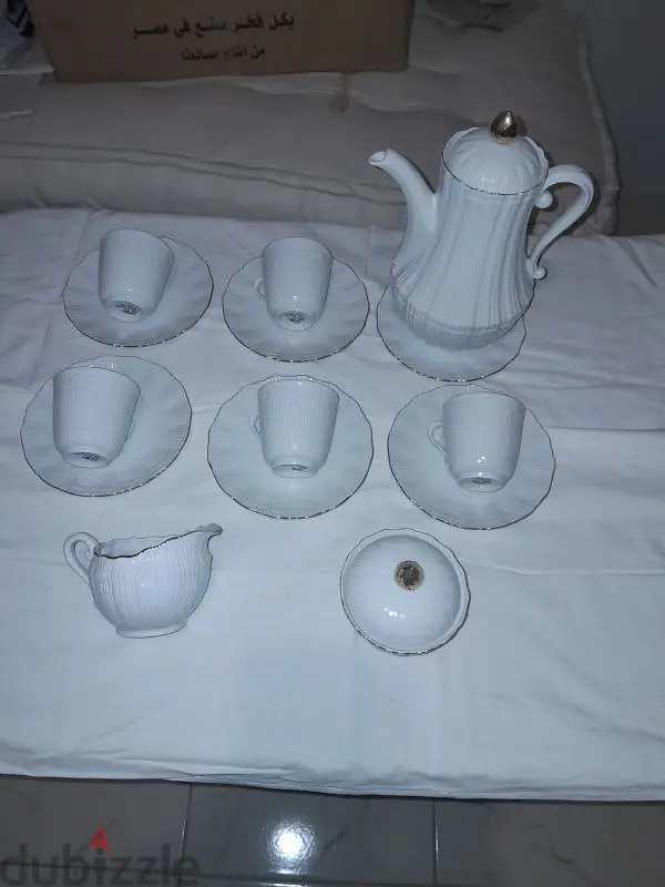White Chinese-style tea set65609116072706120