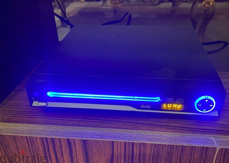 Xiron DVD Player  دي في دي 17