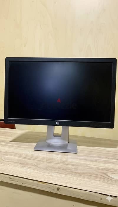 HP 24 LED IPS