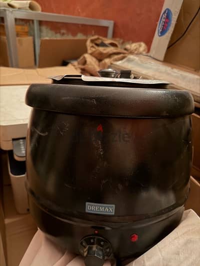 like new - Soup Kettle