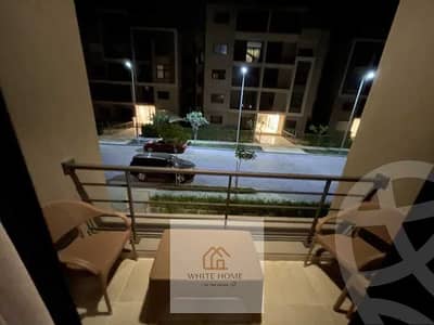شقة مفروشه للايجار  بموقع مميز في فيفث سكوير – حيث الخصوصية والرقي.
