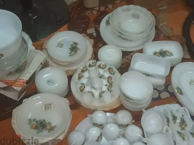 طقم اركوبال فرنسي ١٢٥قطعه جديد65614168085250122