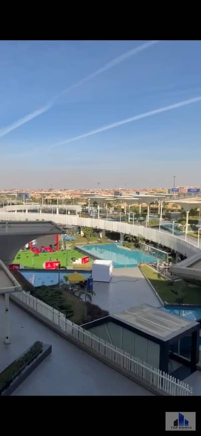 شقة للبيع 160 متر مجهزة بتكييف إطلالة مميزة في بورتو نيو كايرو القاهرة الجديدة