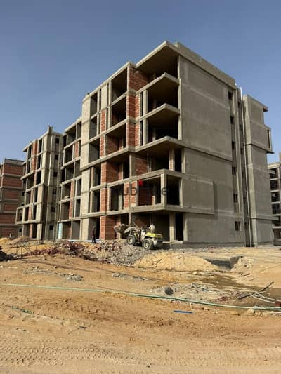 3-bedroom apartment, for sale in Sheikh Zayed, Ever West project, next to Misr University and Marakez Compound.