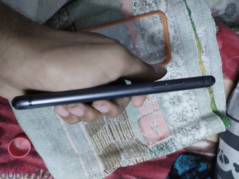 ايفون 11 3