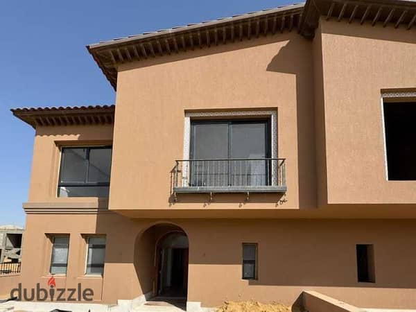 Twin House villa for sale 270 meters in the Village West project in Sheikh Zayed