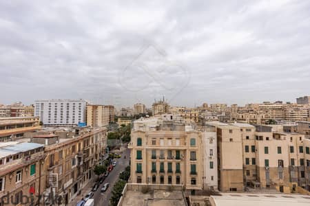 شقة للإيجار المفروش 170 م محطة الرمل ( ش السلطان حسين )