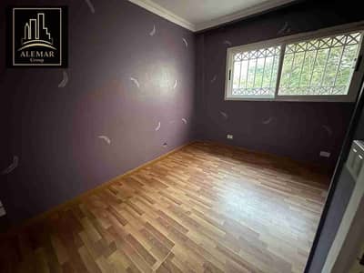 Apartment for sale in Madinaty 128m ground floor with a 50m garden in B1, very special location just steps away from services.