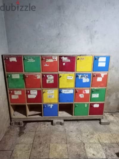 لوكرز Lockers