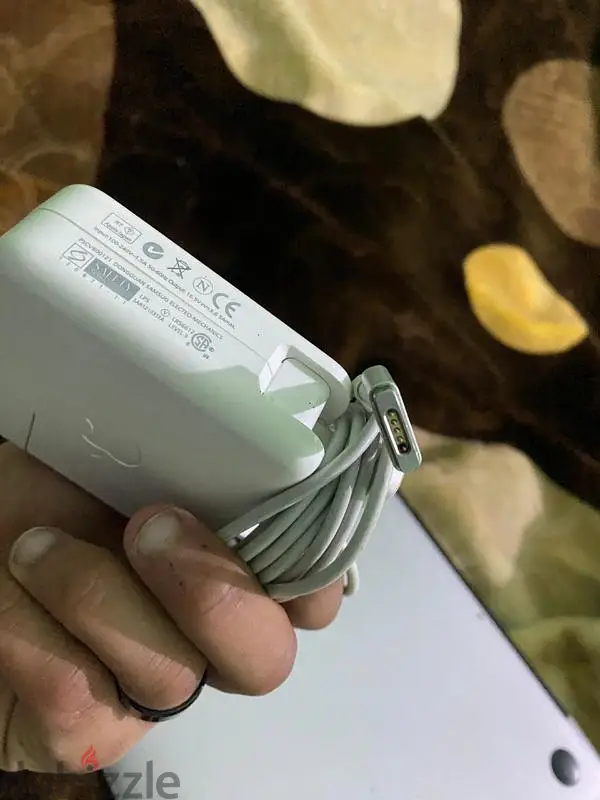 MacBook Pro 201565616951958402127