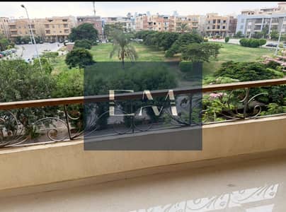 • شقة مفروشة فاخرة للإيجار في البنفسج فيلات – التجمع الأول