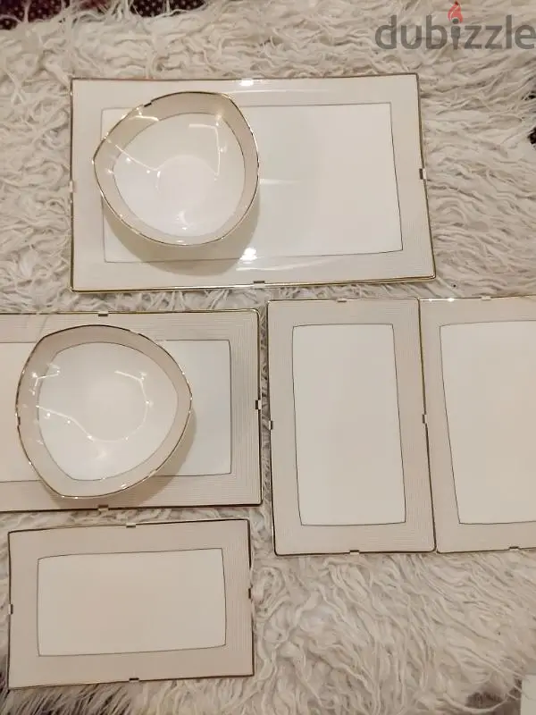 طقم صيني ١٢٥ قطعه65616906825345126