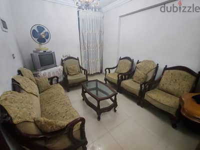 صالون ٦ قطع مستعمل حالة جيدة