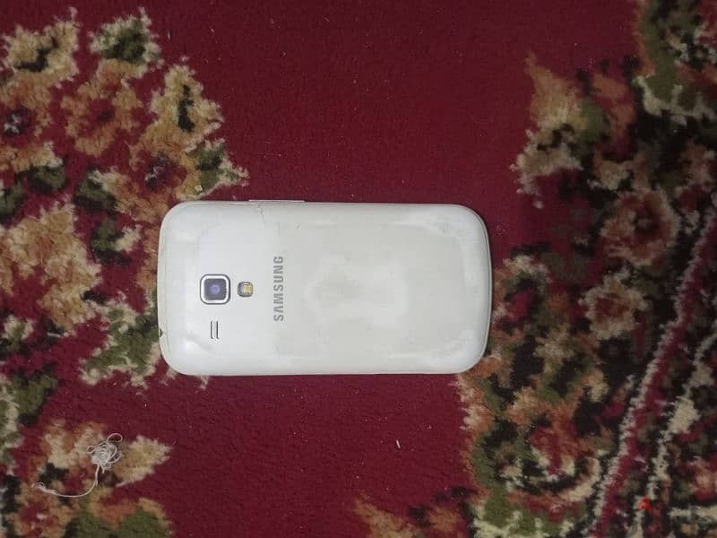 samsung S duos gt s7562 1