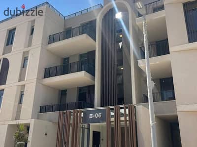 بنتهاوس للبيع  متشطبه بالكامل استلام فورى  فى  vye سوديك  لوكيشين  مميز  فى نيو  زايد