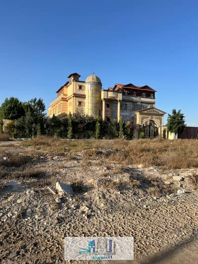 Land for sale 500 square meters registered with the Real Estate Month for sale . .