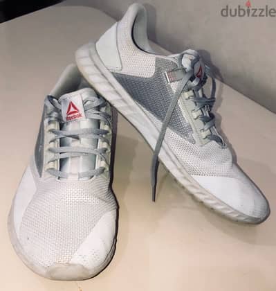 حذاء Reebok اصلي ، راحه خرافيه ووزن خفيف جدا