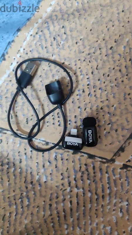 Boya mini wireless microphone 2