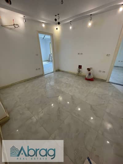 Apartment for sale: 200 sq m, 3 bedrooms, 3 bathrooms, ultra-super-lux finished with kitchen, in Darana Towers, Maadi.