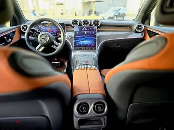 Mercedes-Benz GLC 300 AMG 2026