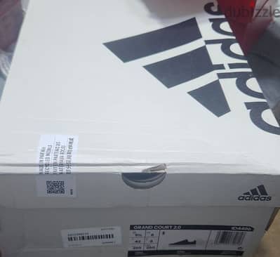adidas original وارد الخارج جديد بالبوكس مقاس ٤٠-٤٢
