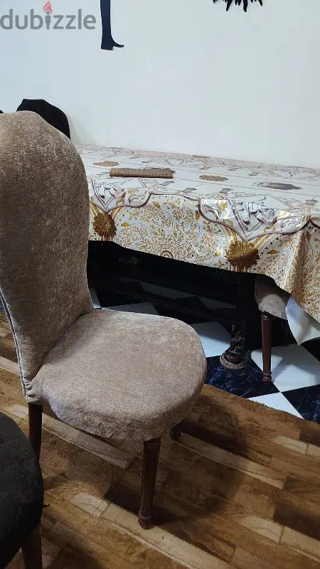 الحي التالت