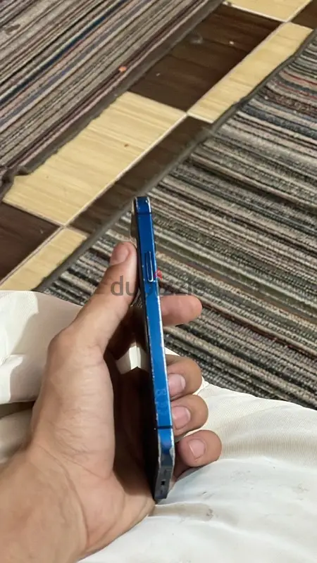 iPhone 1265619886274946122
