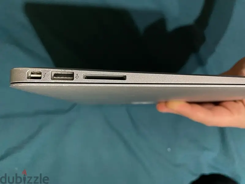 MacBook Air 2017 for sale65619896571522128