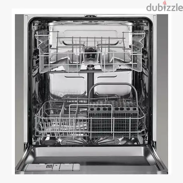 New dishwasher zanussi 13 person silver