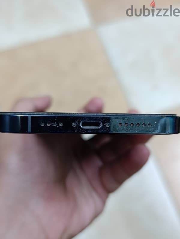 iphone 12 pro max 4