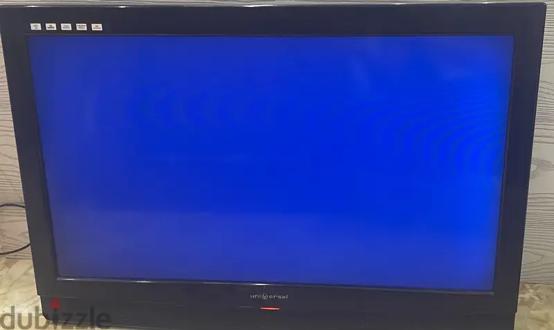 شاشة ٣٢ بوصة حالة ممتازة جدا تاتش