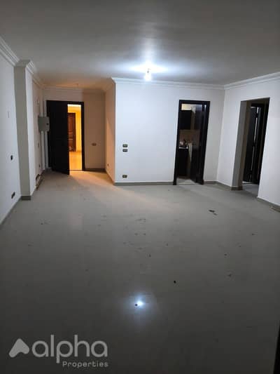 apartemnt for rent in green 3 compound elsheikh zayed superlux with kitchen & Ac,s