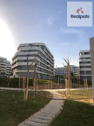 شقة للبيع في بلوم فيلدز المستقبل سيتي Bloomfields el mostakbal city ((( موقع متميز، جاهزة للسكن)))