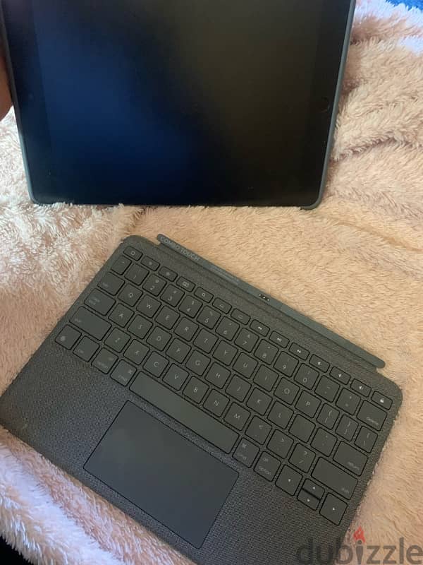 Logitech combo touch - Ipad 9th gen 5