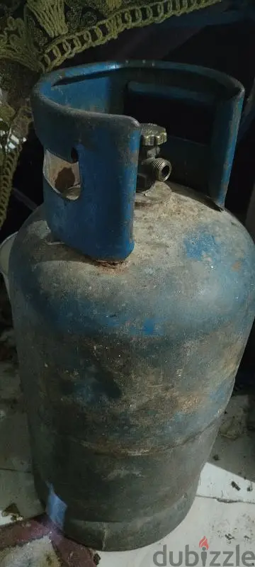 Unregulated Gas Cylinder