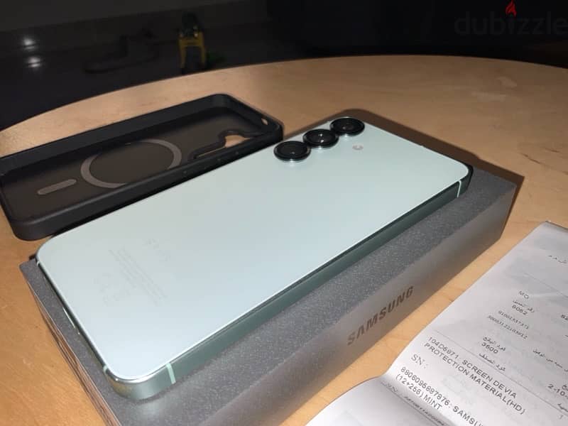 S25 base model 2