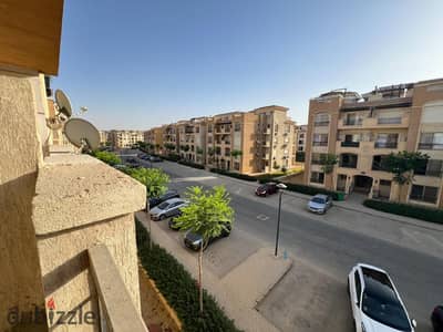 شقة بفيو مميز للبيع فى كمبوند ستون ريزيدنس على طريق الدائري - القطامية القاهرة الجديدة