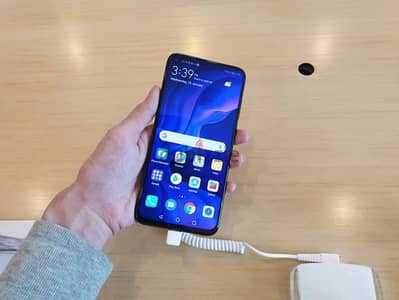 موبايل هواوي huawei nova 4 بالكرتونة ومشتملاتها