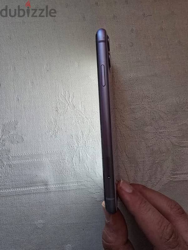 IPhone 11 5