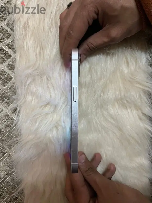 iphone 1365620448072961123