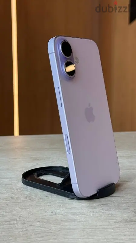 Iphone 1765620447880321122