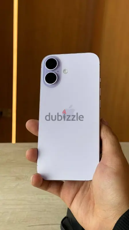 Iphone 1765620447880321124