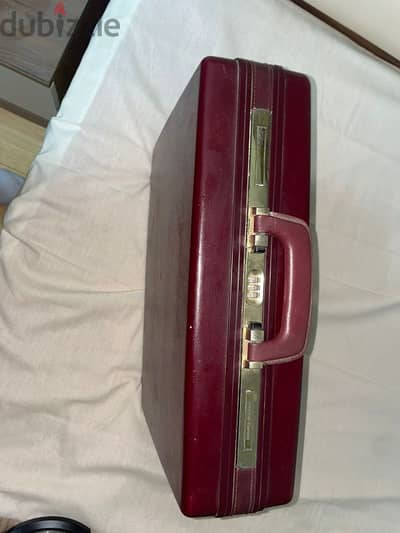 american tourister bag