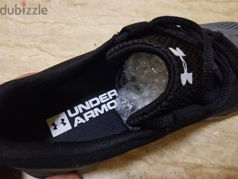 UNDER ARMOUR 2