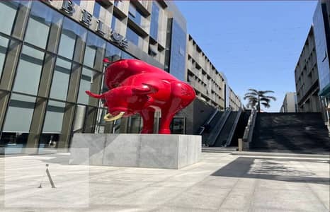 Office for rent, 87 sqm, finished, plaza view