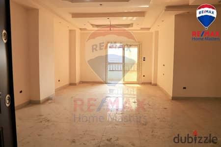 Unique opportunity apartment for sale in the university neighborhood