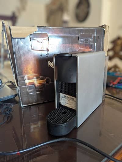 Nespresso Essenza Mini