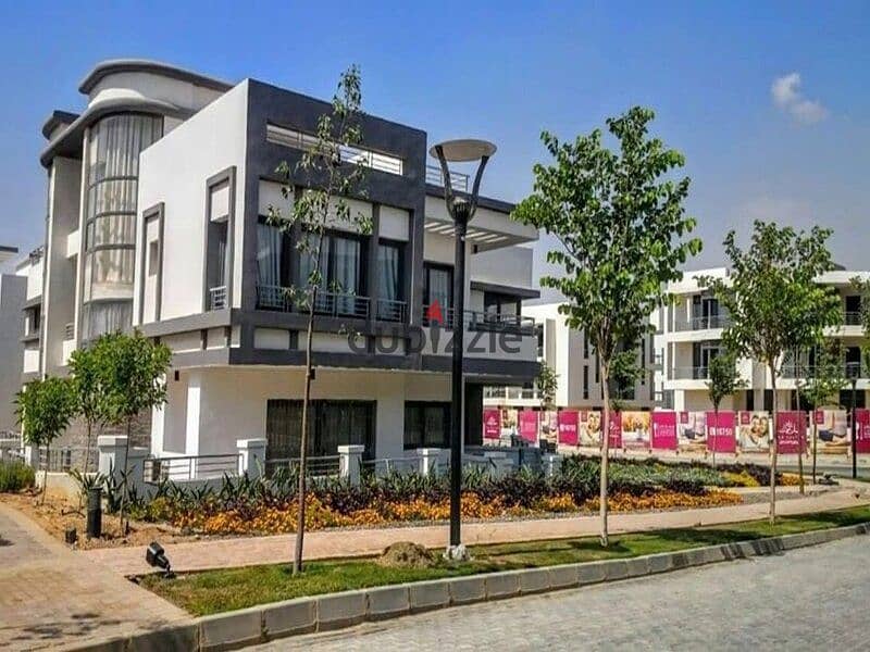 3 Bedrooms 180 sq.M Villa for sale 11,940,000 EGP in Taj City Compound, 1st Settlement